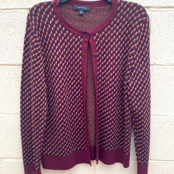 Talbots cardigan button down fine knit size XL burgundy golden yellow geometric - Picture 4 of 11